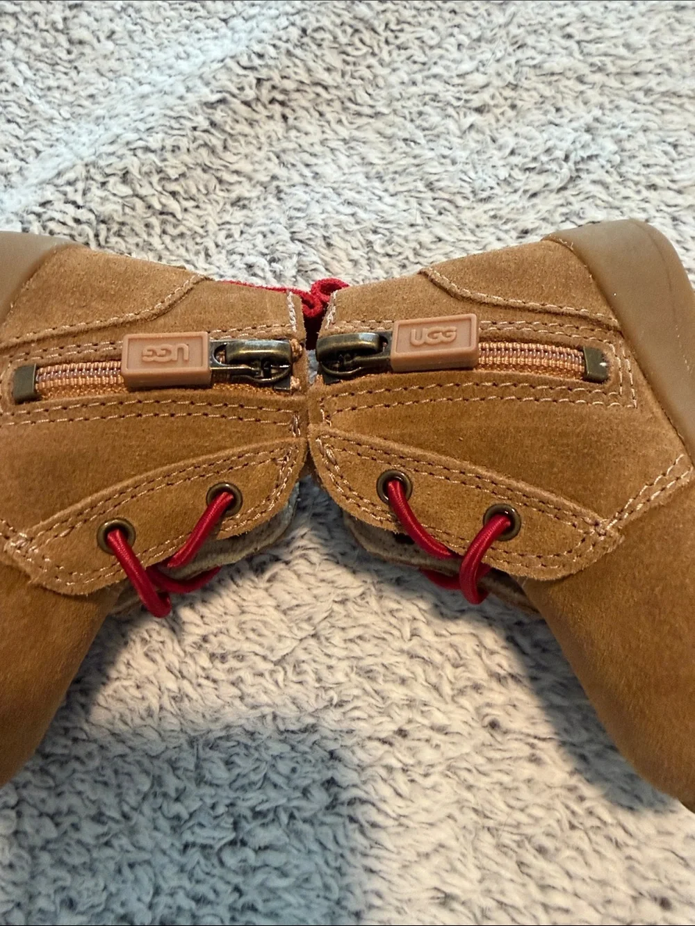 UGG Infant Kristjan Chukka Boots in Chestnut Size 2